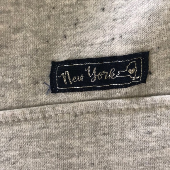 NWOT New York grey sweatshirt size S - Picture 2 of 4